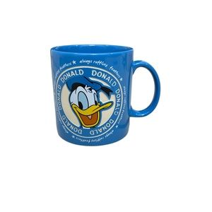 VTG Disney Parks Donald Duck Disneyland Resort 8 oz Always Ruffling feathers mug